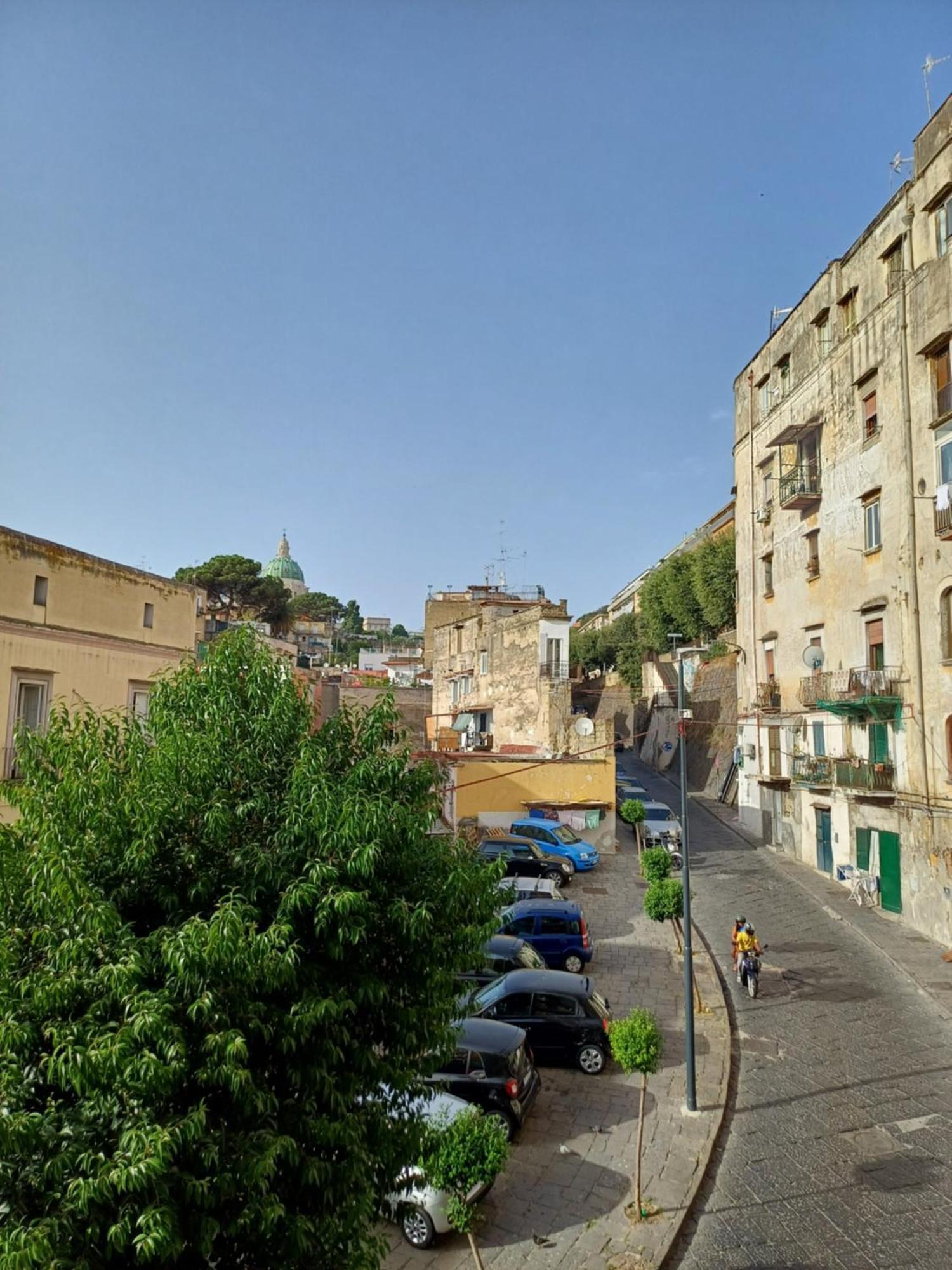 Ostello Napoli Town Exteriör bild